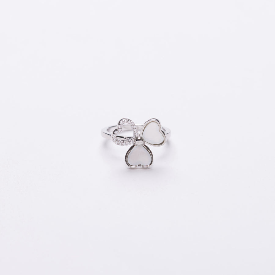 Sterling Silver Mother Of Pearl Clover Ring