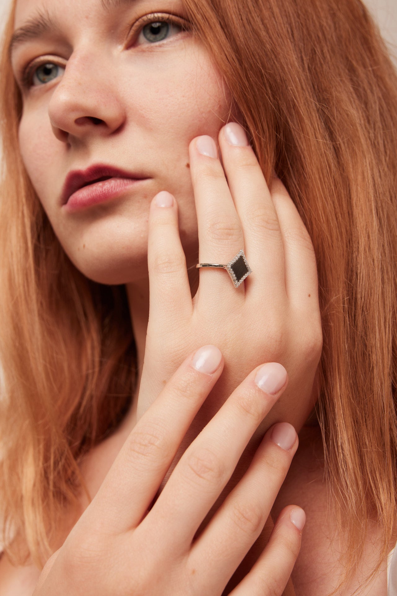 Sterling Silver Heart With Crystal And Mother Of Peal Ring